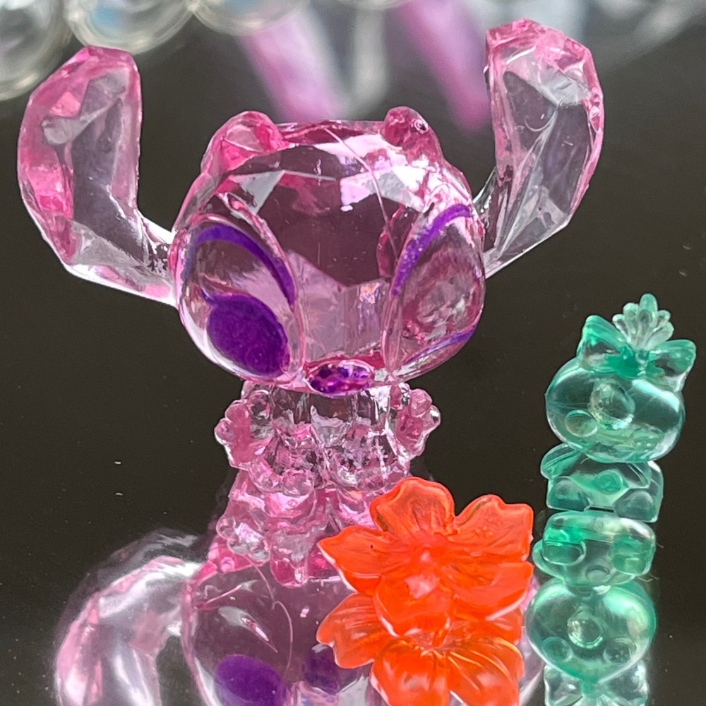 Disney Crystal Surprise Angel Lilo & Stitch Pink Translucent Figure with Sand